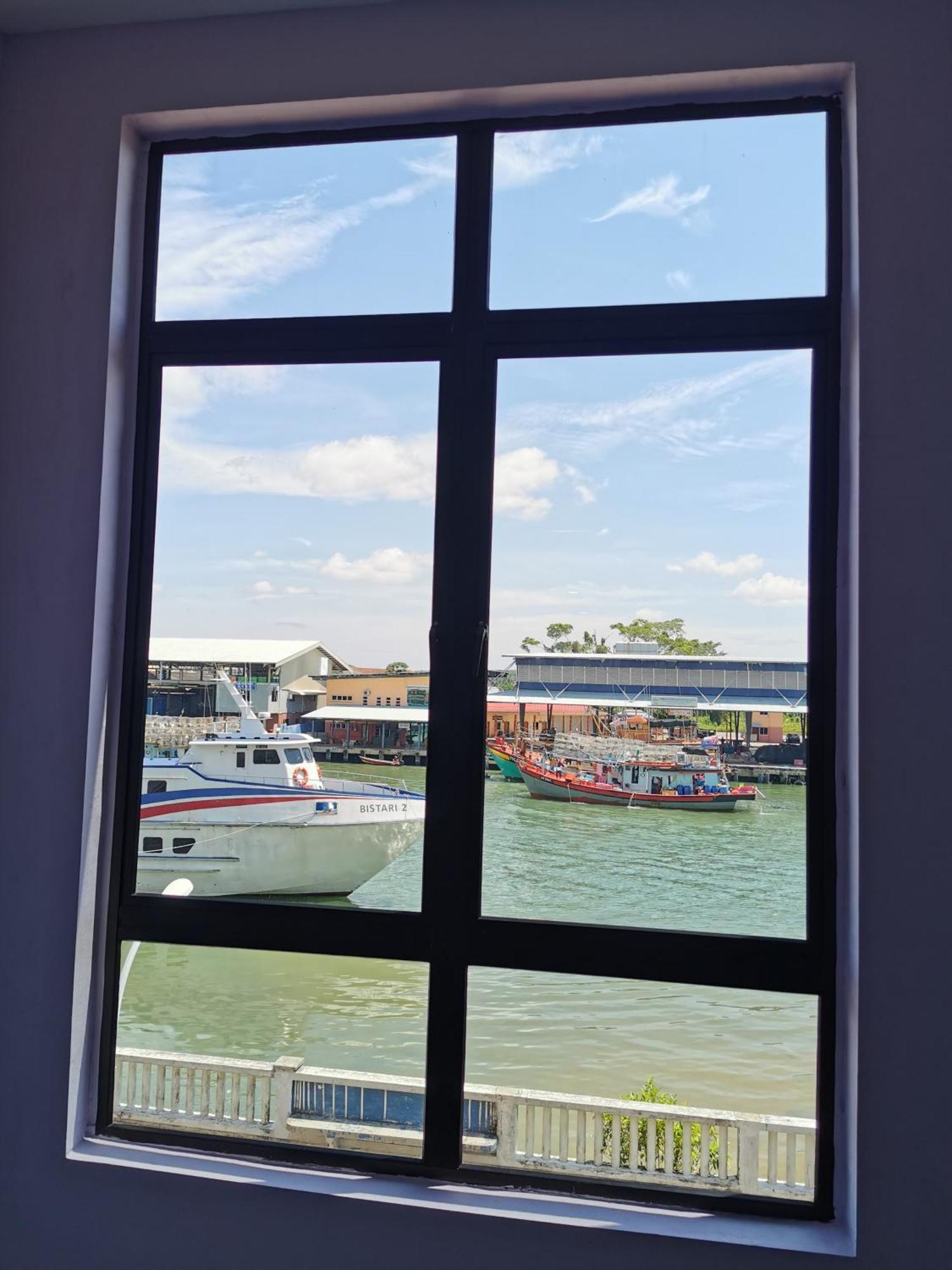 Mersingfirstfloor丰盛港二楼民宿 Buitenkant foto